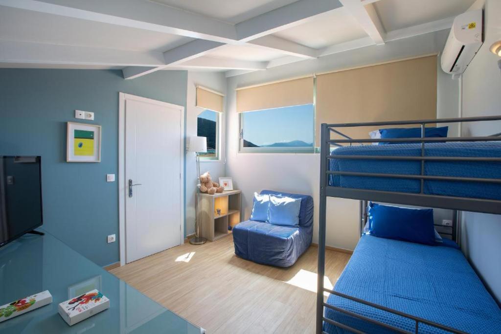 Anemolia Apartment